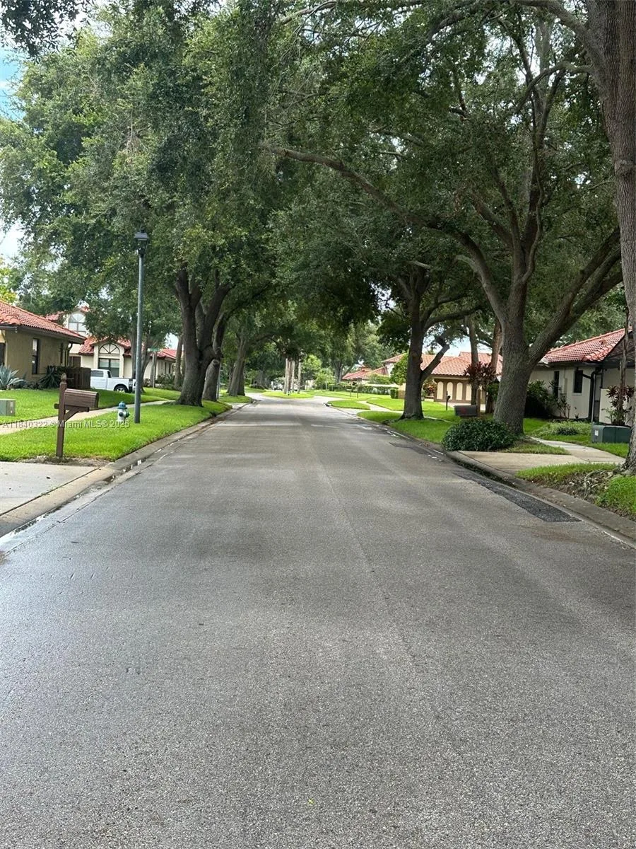 8107 Marcella, Orlando, FL 32836 photo 2
