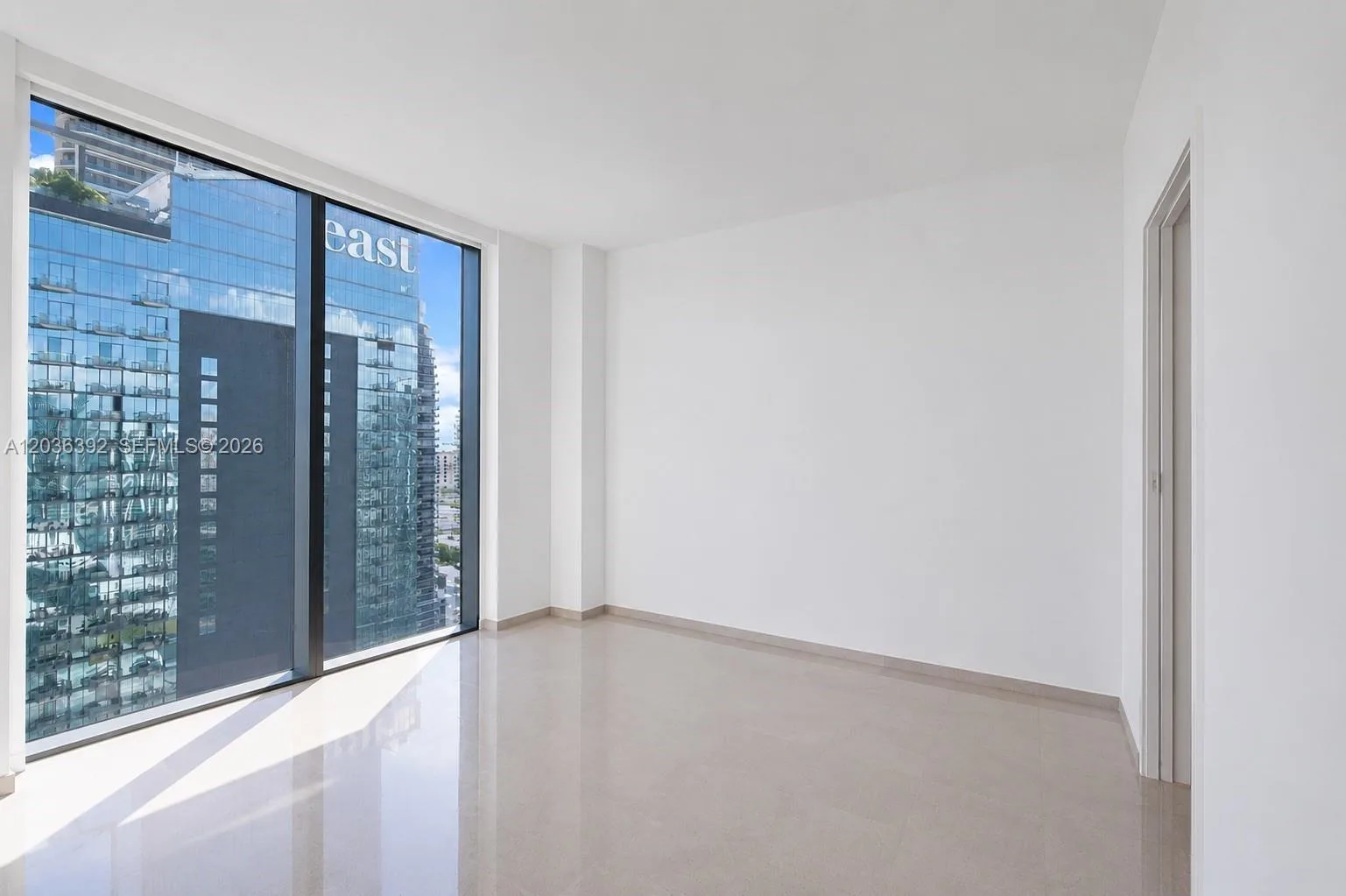 68 SE 6th St # 3301, Miami, FL 33131 photo 10
