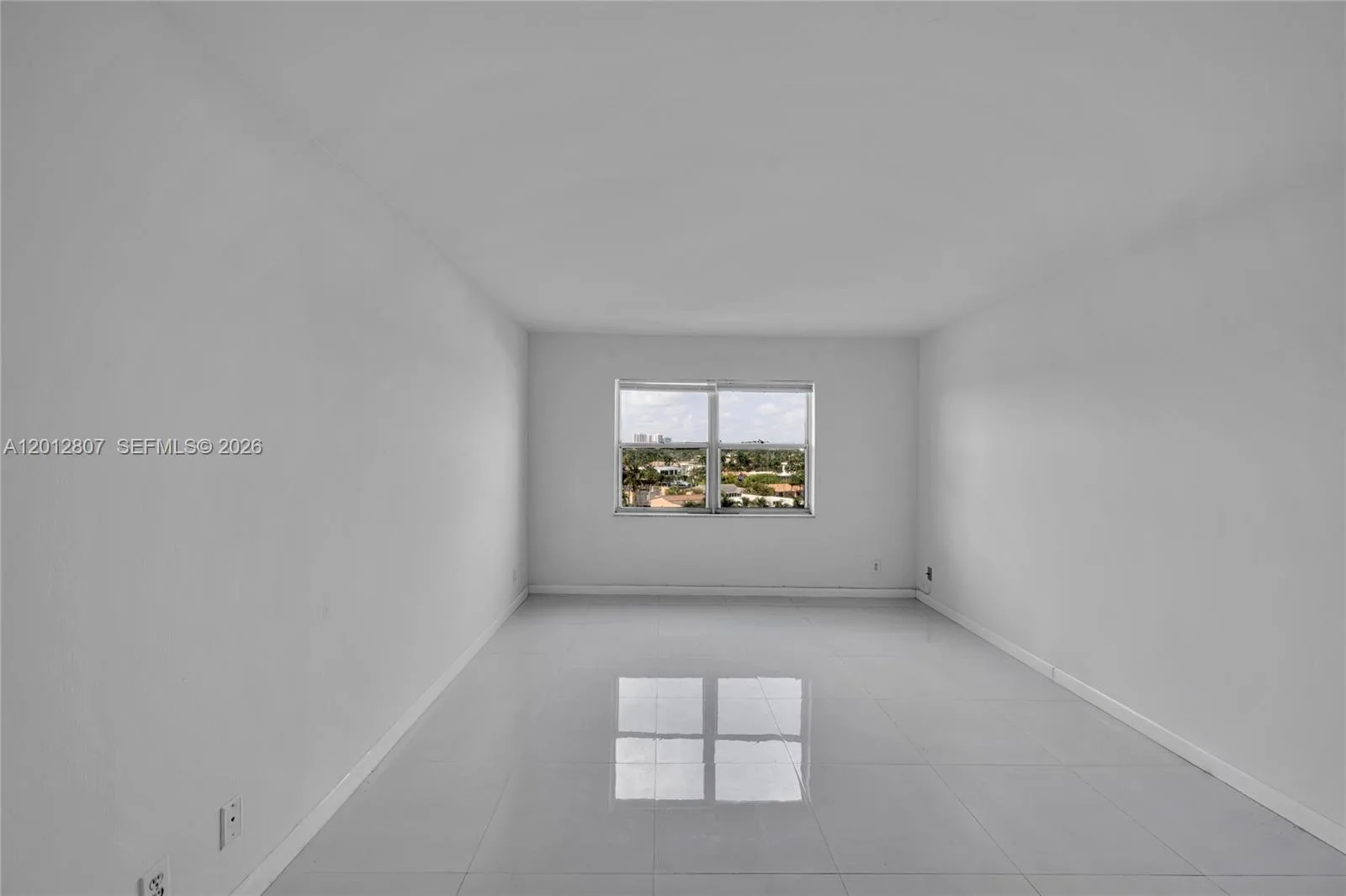 401 Golden Isles Dr # 712, Hallandale Beach, FL 33009 photo 13