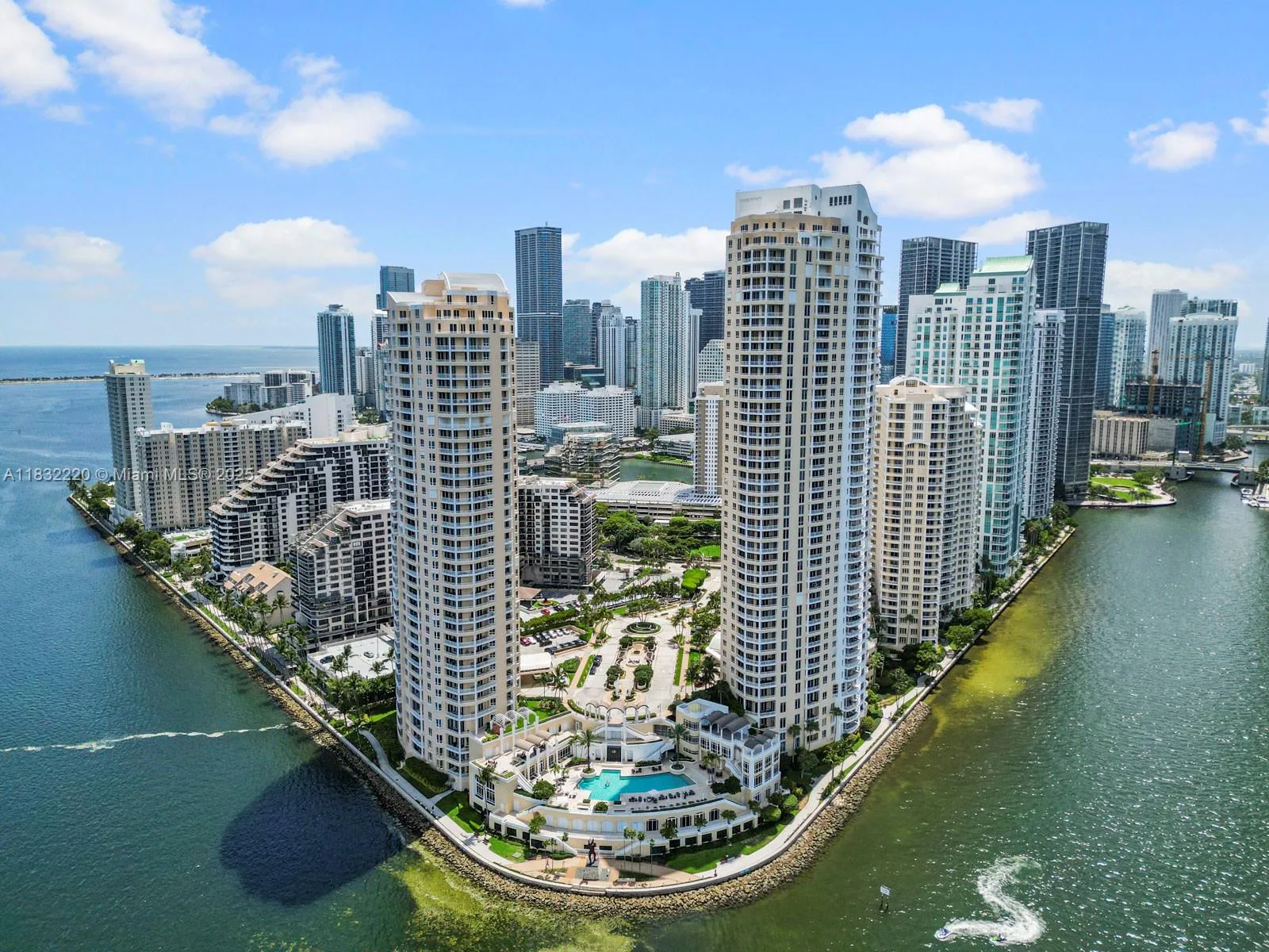 808 Brickell Key Dr # 3208, Miami, FL 33131