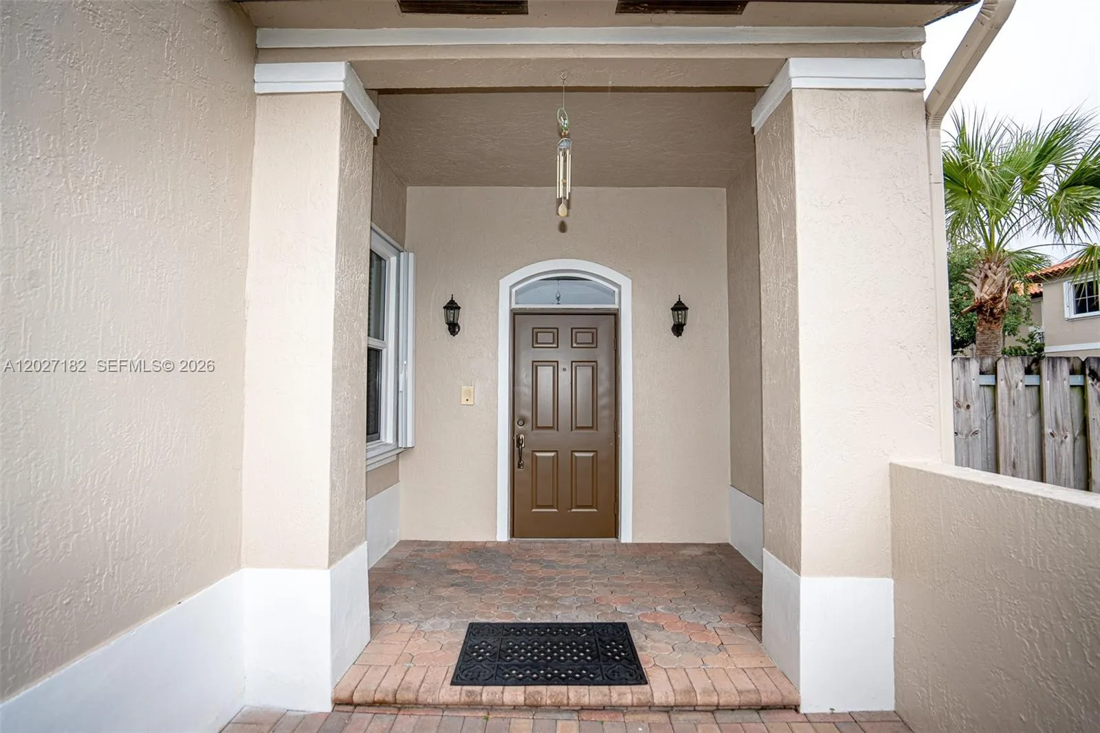 14372 NW 83rd Ave, Miami Lakes, FL 33016 photo 2