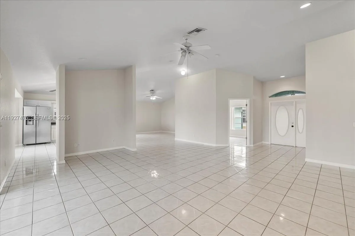 1324 SW 8th Ct, Cape Coral, FL 33914 photo 2