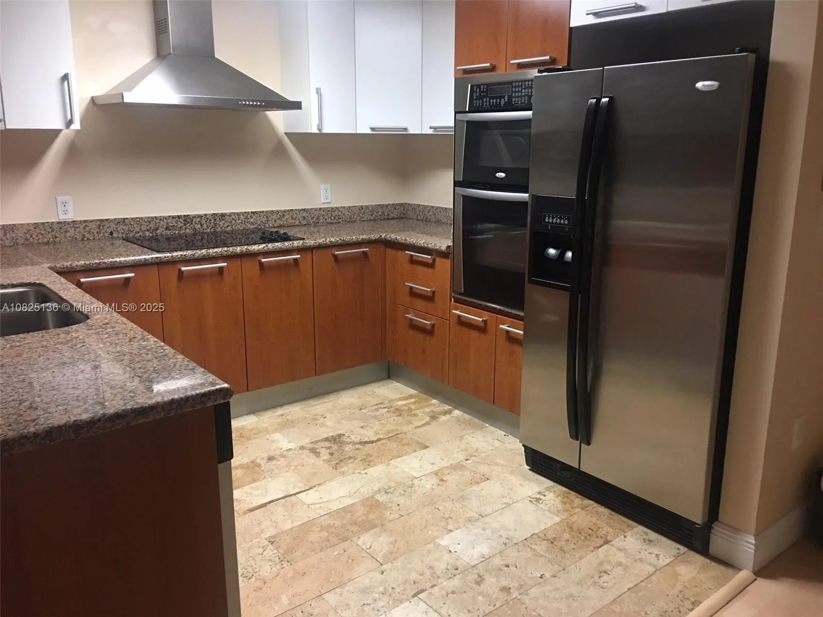 170 SE 14th St # 1407, Miami, FL 33131 photo 9