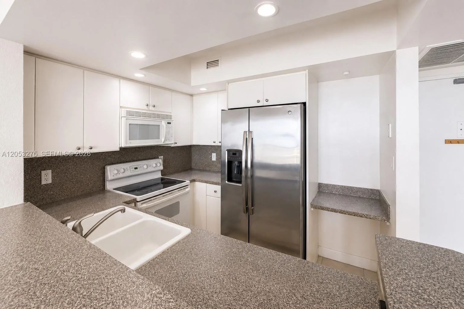 5600 Collins Ave # 11L, Miami Beach, FL 33140 photo 11