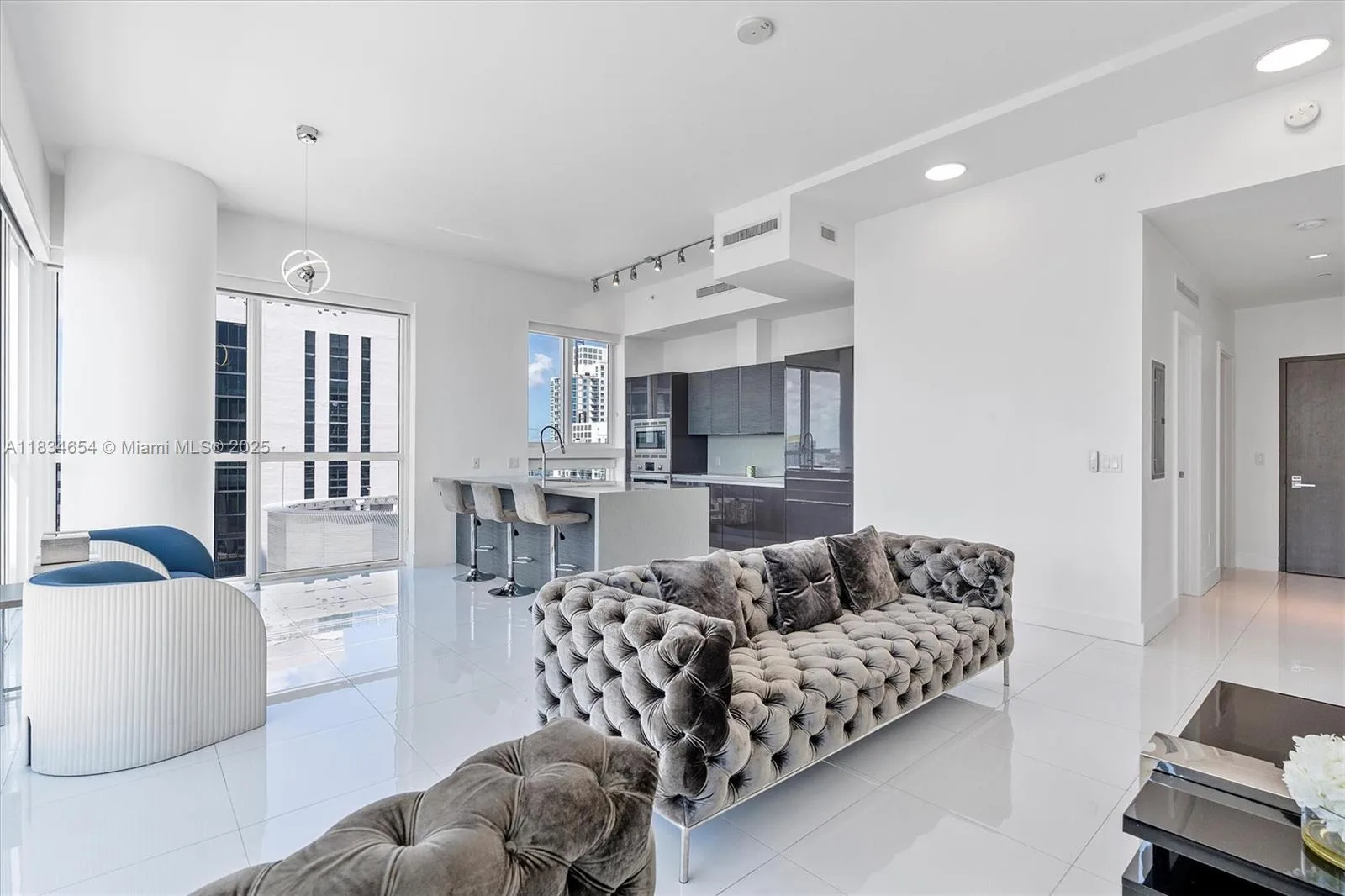 1080 Brickell Ave # 4209, Miami, FL 33131 photo 4