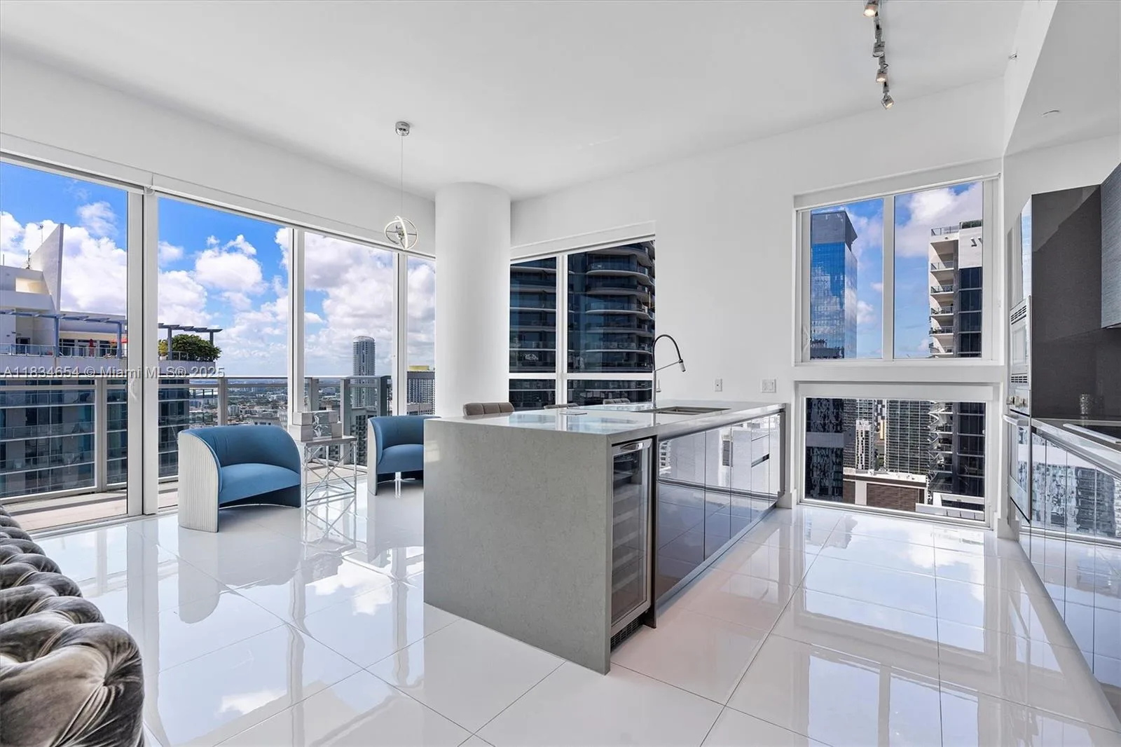 1080 Brickell Ave # 4209, Miami, FL 33131 photo 5