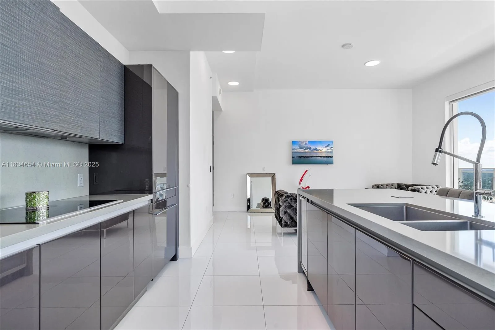 1080 Brickell Ave # 4209, Miami, FL 33131 photo 9