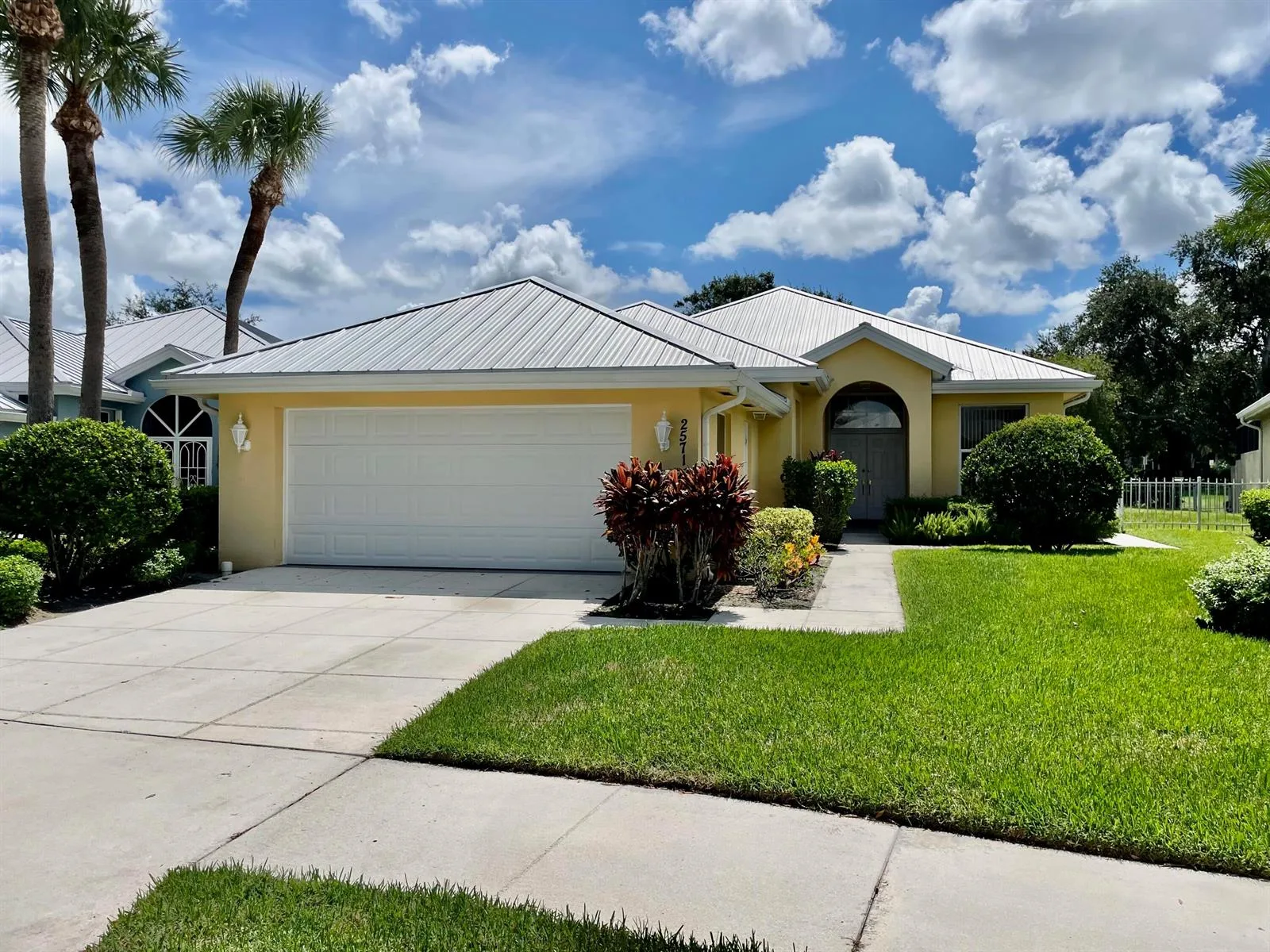 2571 SW Greenwich Way, Palm City, FL 34990