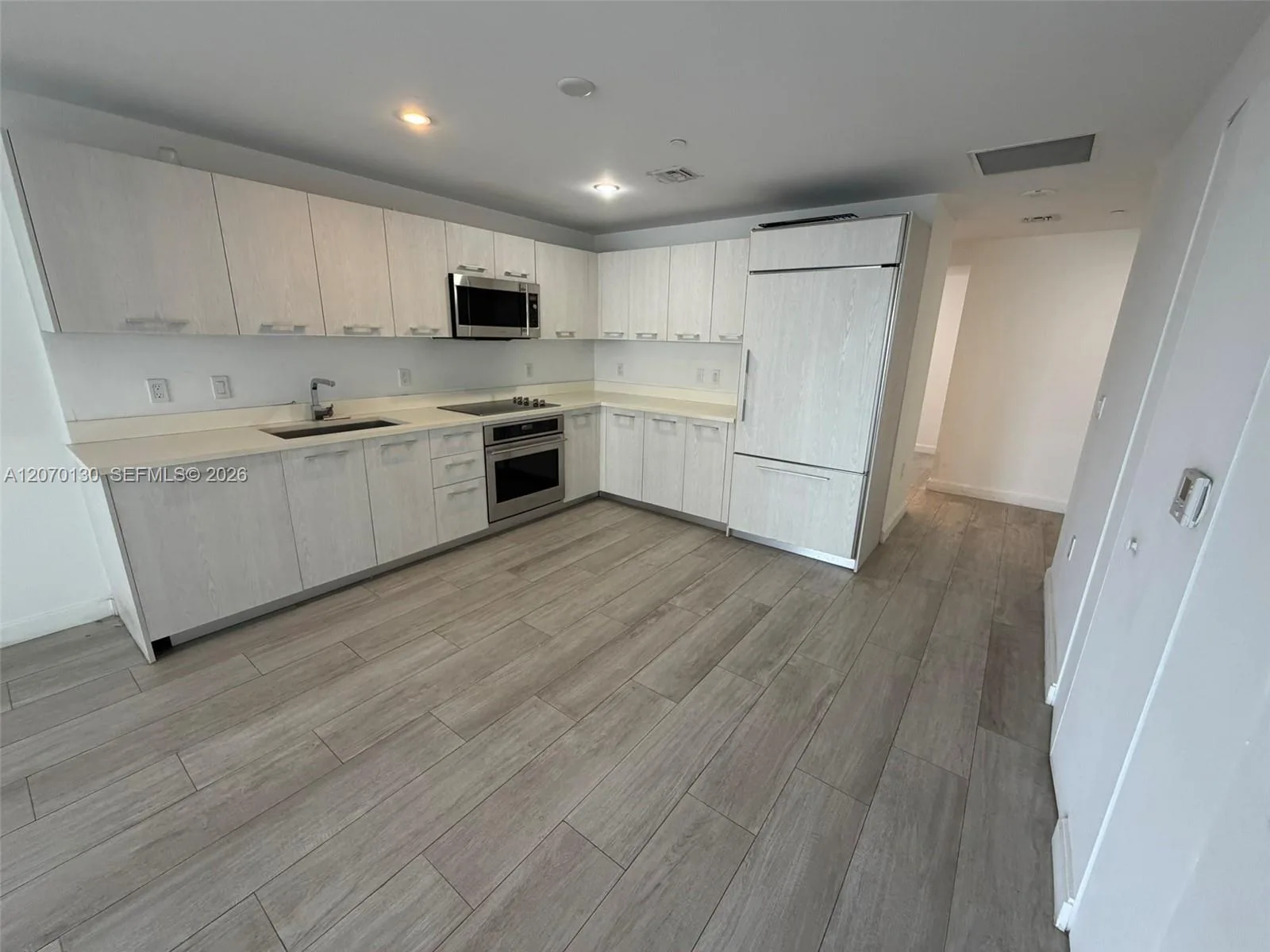 55 SW 9th St # 2410, Miami, FL 33130