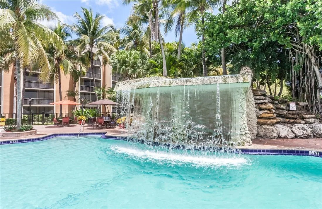 19455 NE 10 Avenue # 2-104, North Miami Beach, FL 33179 photo 10