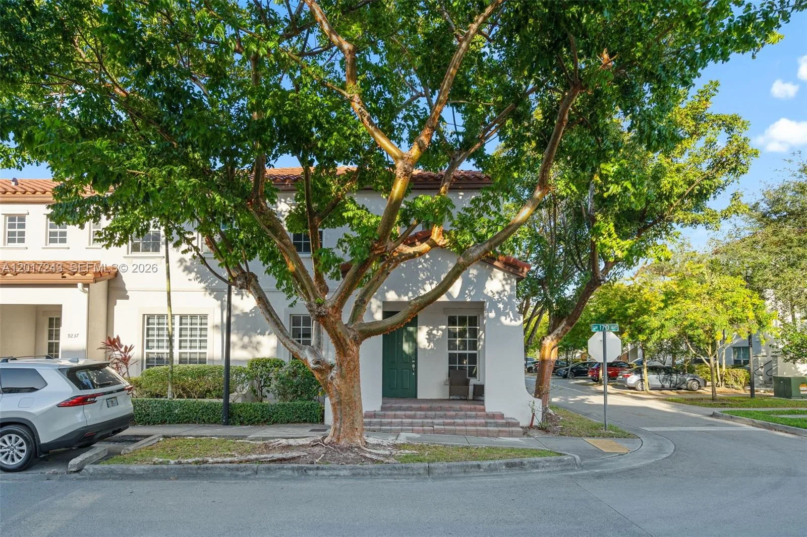 9243 SW 170th Ave, Miami, FL 33196