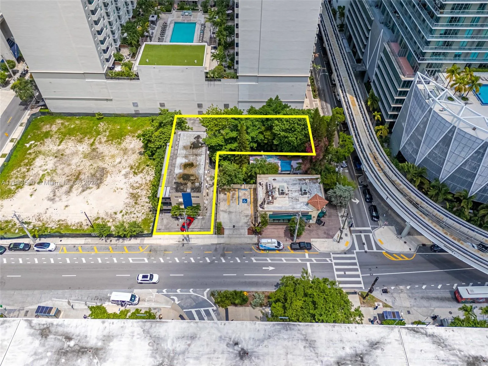 75 SW 11th St, Miami, FL 33130 photo 7