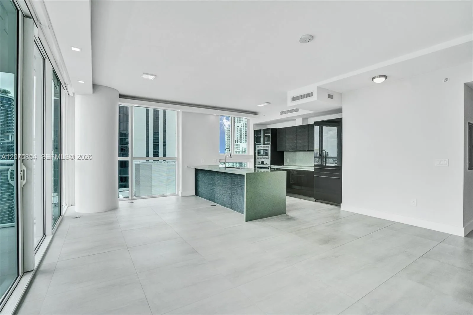 1080 Brickell Ave # 4109, Miami, FL 33131