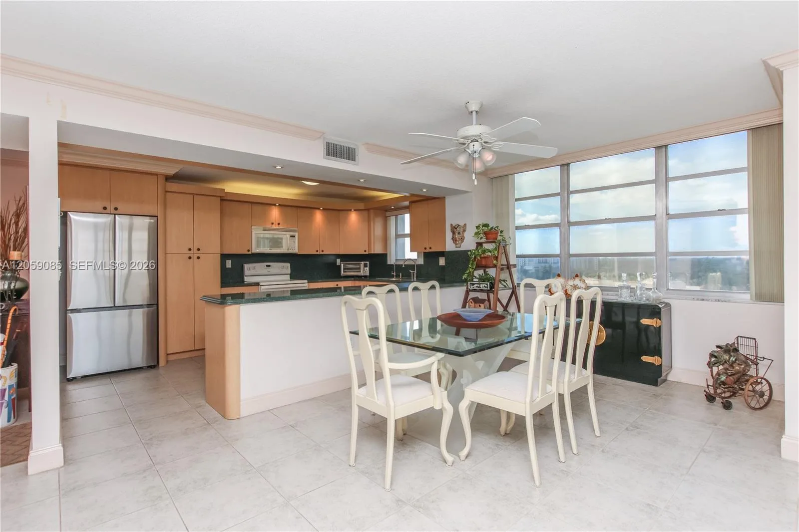 2780 NE 183rd St # 901, Aventura, FL 33160 photo 5