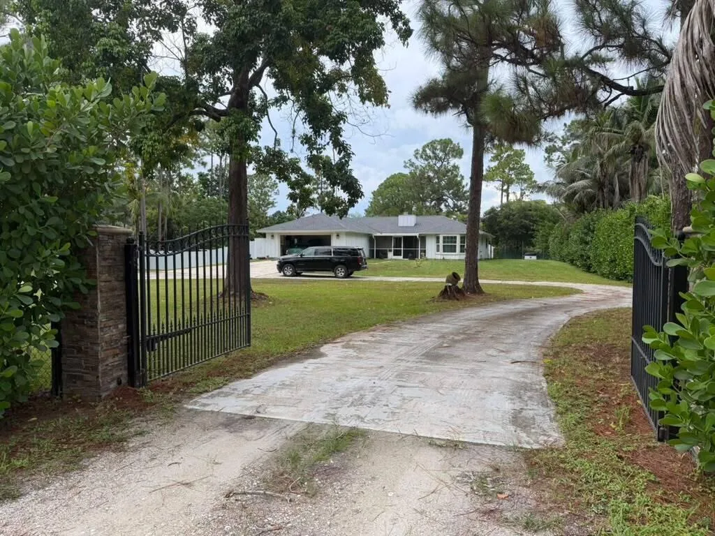11885 52ND Road N, FL 33411