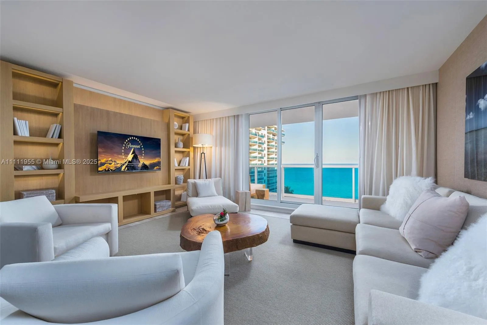 102 24th St # 1144, Miami Beach, FL 33139