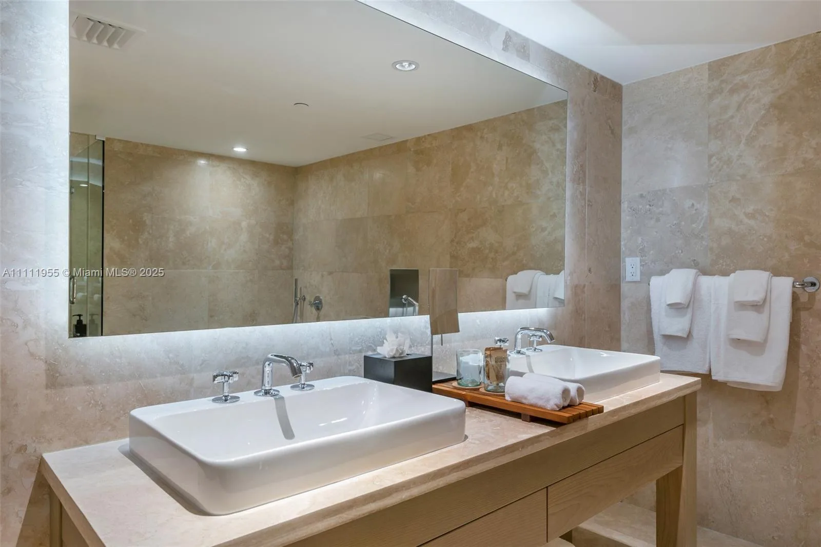 102 24th St # 1144, Miami Beach, FL 33139 photo 5