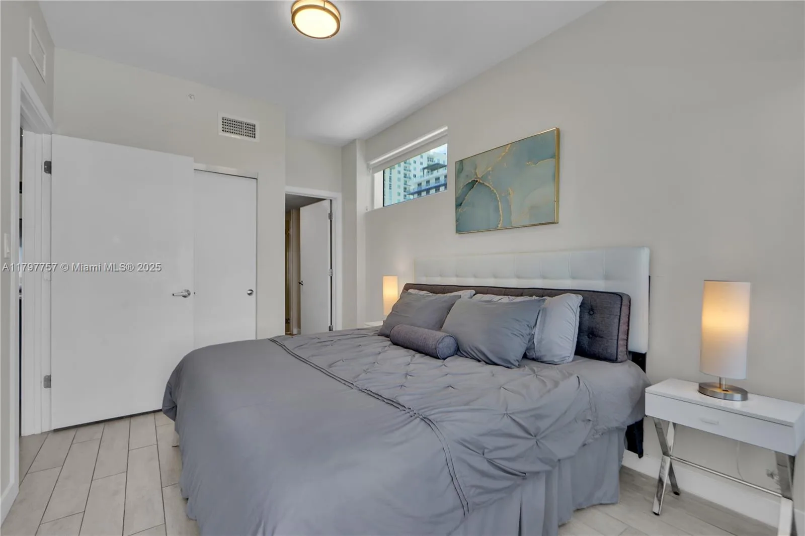 321 NE 26th St # 806, Miami, FL 33137 photo 12