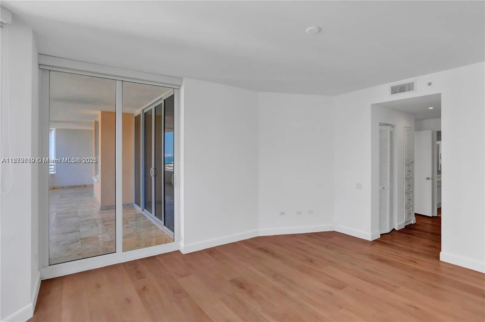 808 Brickell Key Dr # 3105, Miami, FL 33131 photo 7