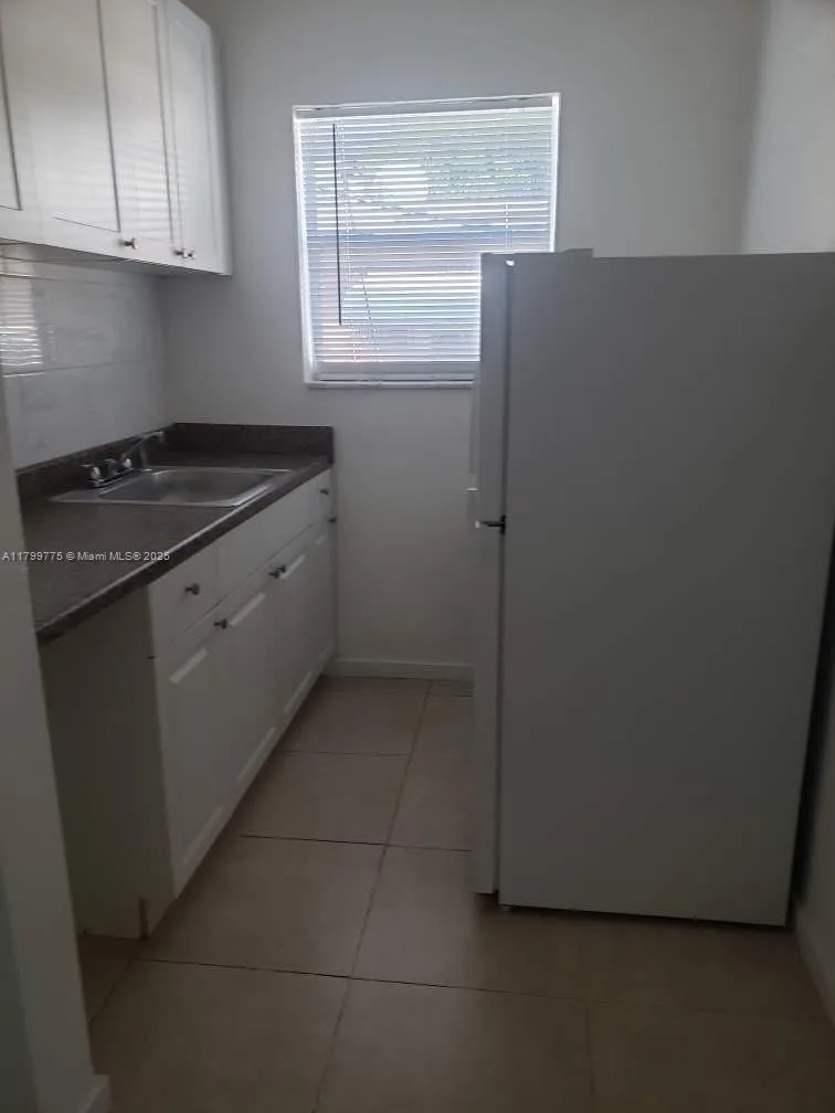 1608 Drexel Avenue # 18, Miami Beach, FL 33139 photo 3