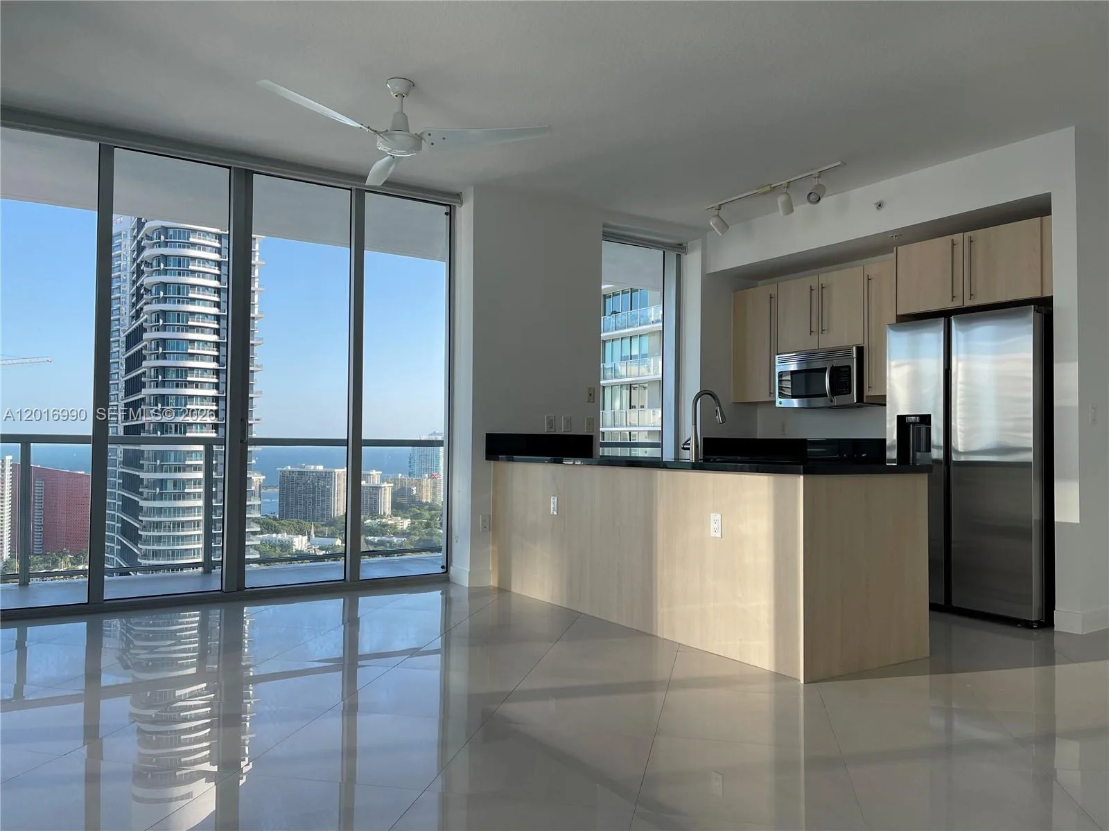 1111 SW 1st Ave # 3619-N, Miami, FL 33130 photo 2