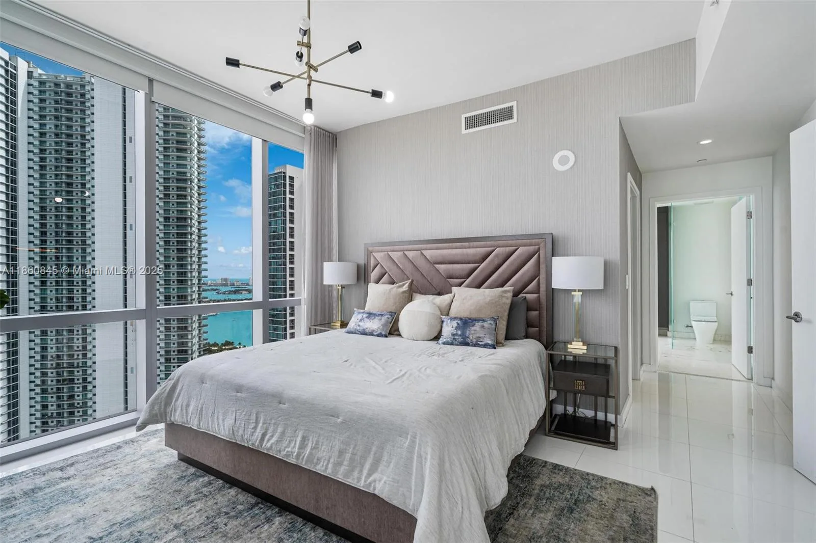 851 NE 1st Ave # 3301, Miami, FL 33132 photo 6