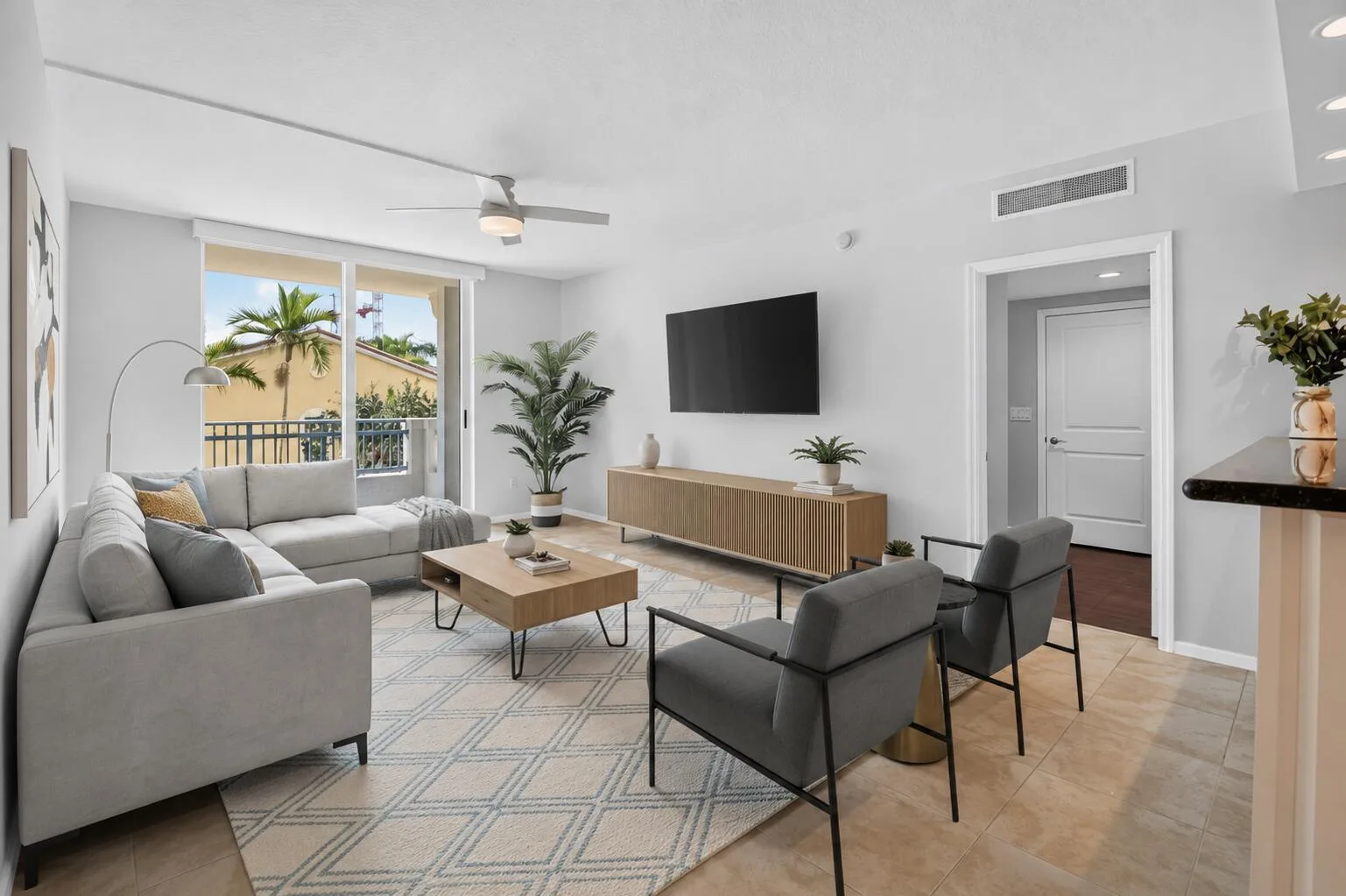 403 S Sapodilla Avenue # 307, West Palm Beach, FL 33401 photo 3