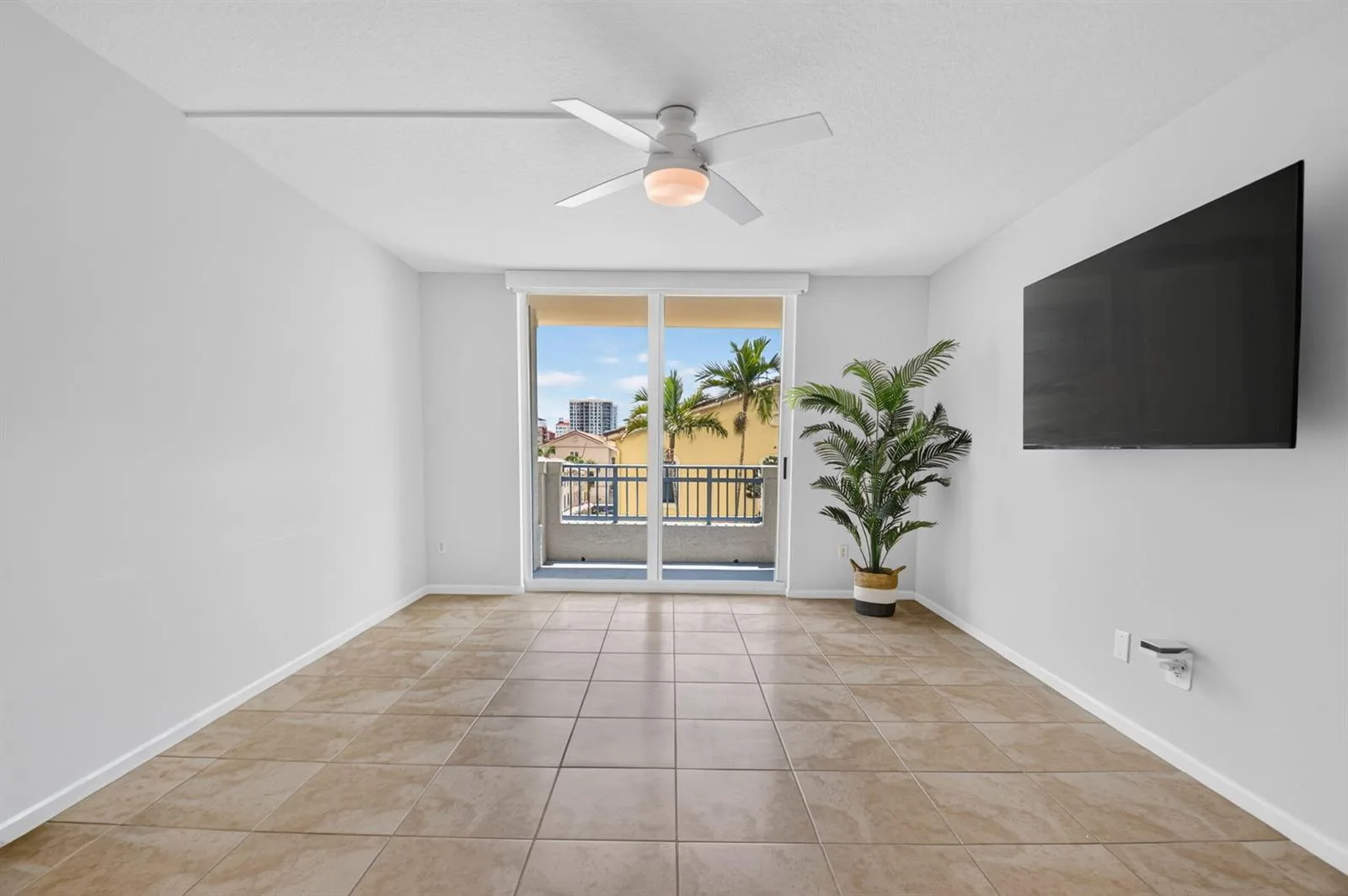 403 S Sapodilla Avenue # 307, West Palm Beach, FL 33401 photo 6