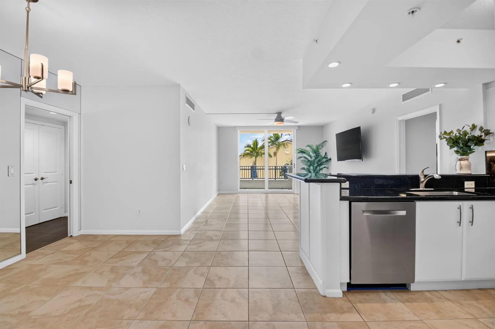 403 S Sapodilla Avenue # 307, West Palm Beach, FL 33401 photo 8