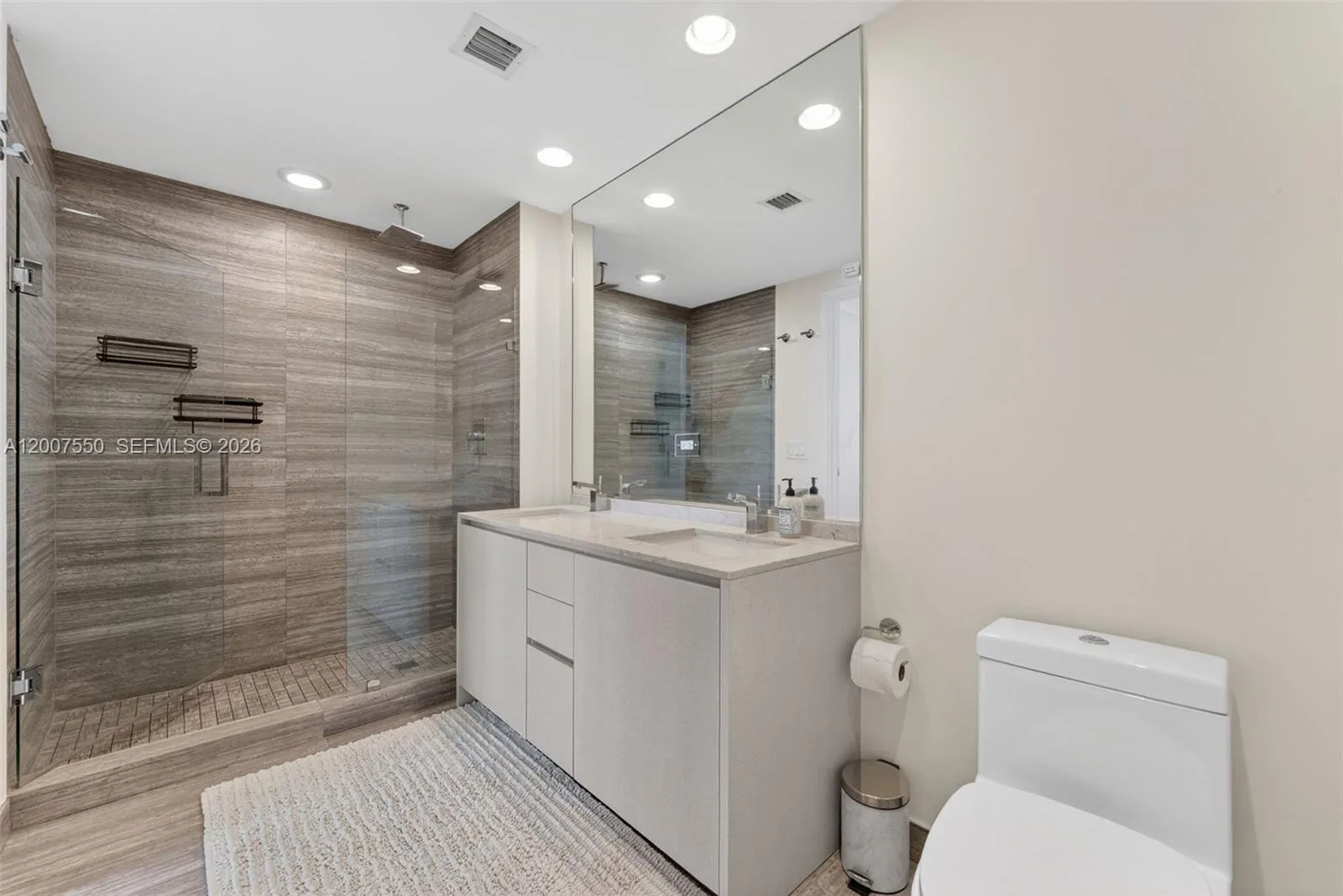 1010 Brickell Ave # 3004, Miami, FL 33131 photo 10
