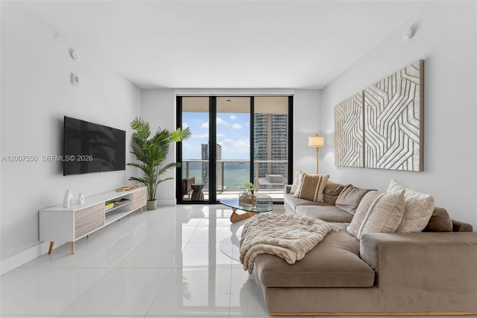 1010 Brickell Ave # 3004, Miami, FL 33131 photo 11