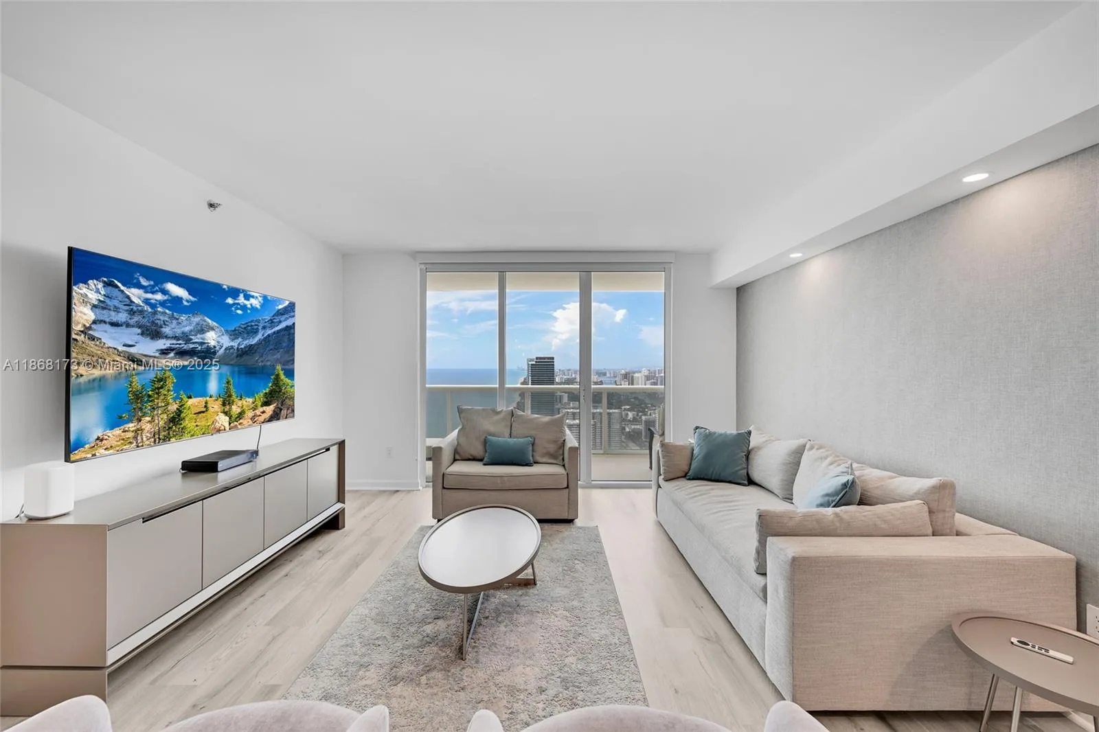 1830 S Ocean Dr # 4603, Hallandale Beach, FL 33009 photo 9