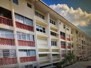 215 SE 3rd Ave # 307B, Hallandale Beach, FL 33009