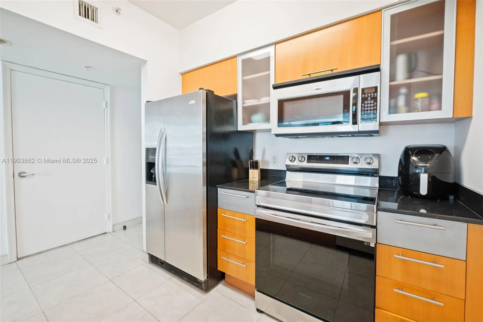1750 N Bayshore Dr # 1705, Miami, FL 33132 photo 11