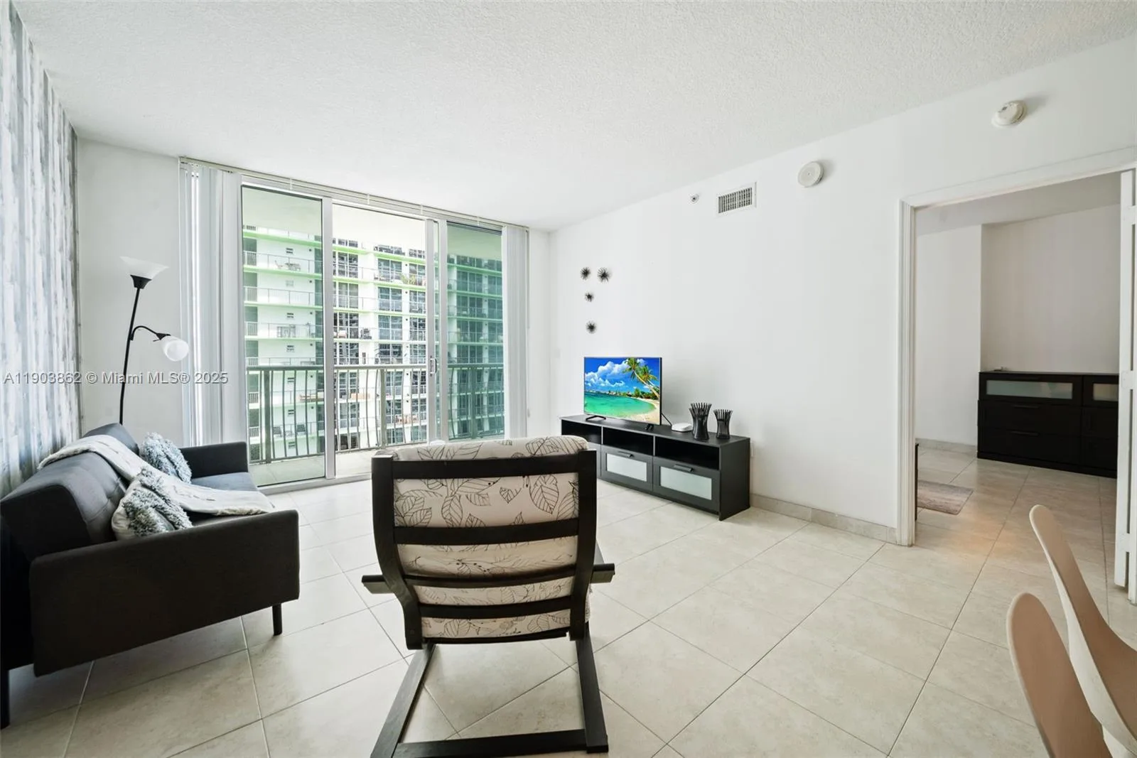 1750 N Bayshore Dr # 1705, Miami, FL 33132 photo 3