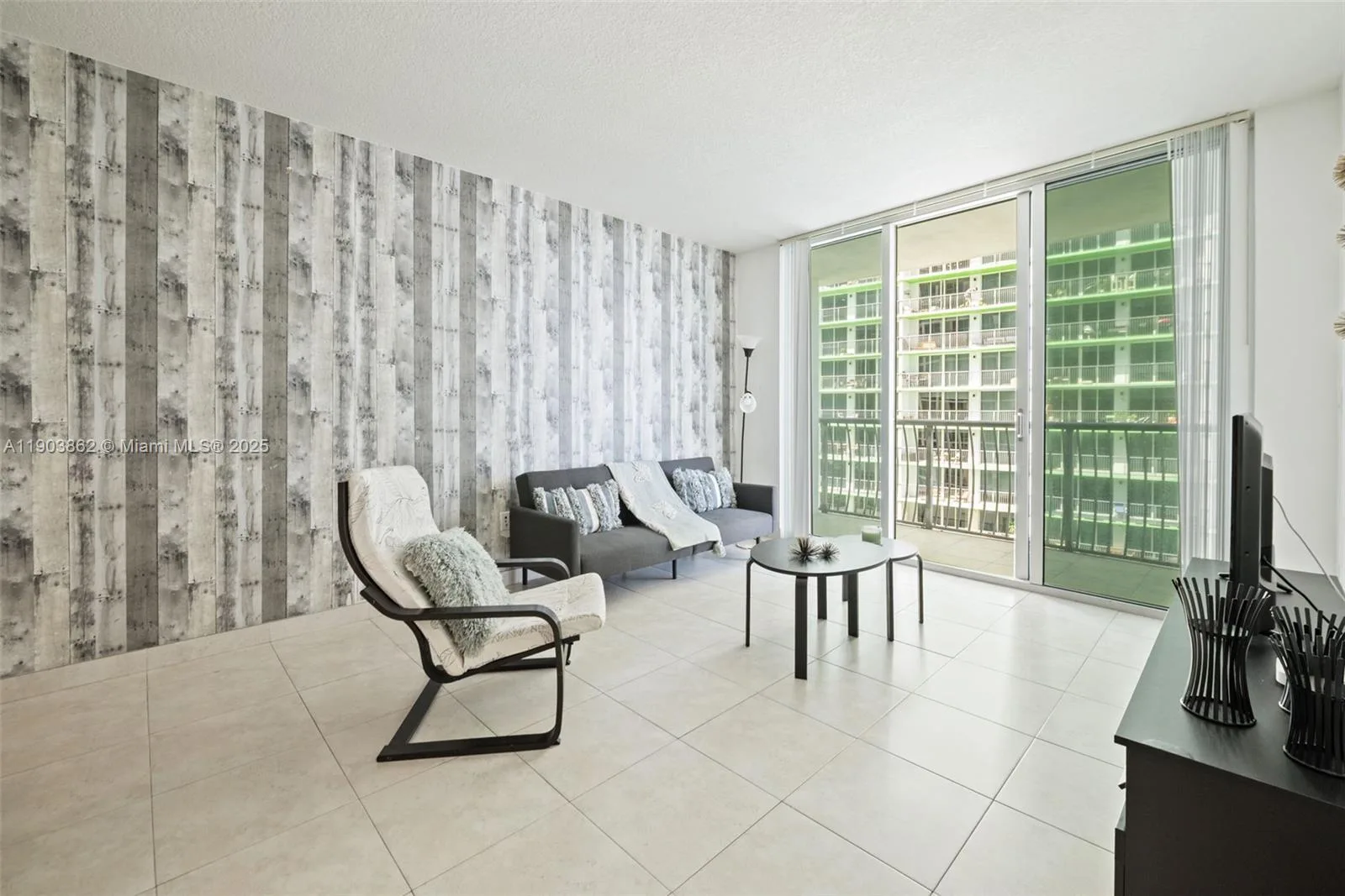 1750 N Bayshore Dr # 1705, Miami, FL 33132 photo 4