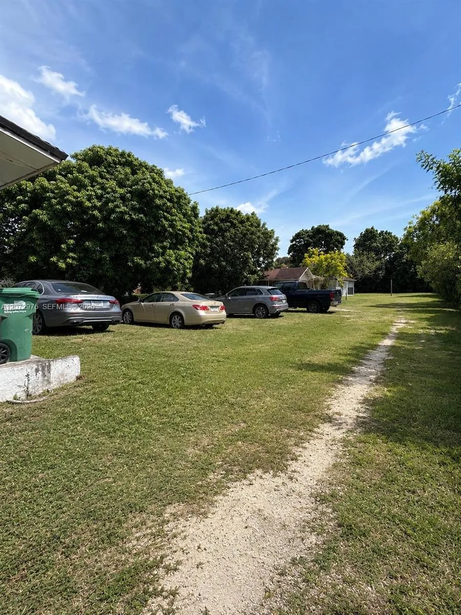 20890 SW 236th St, Homestead, FL 33031 photo 5