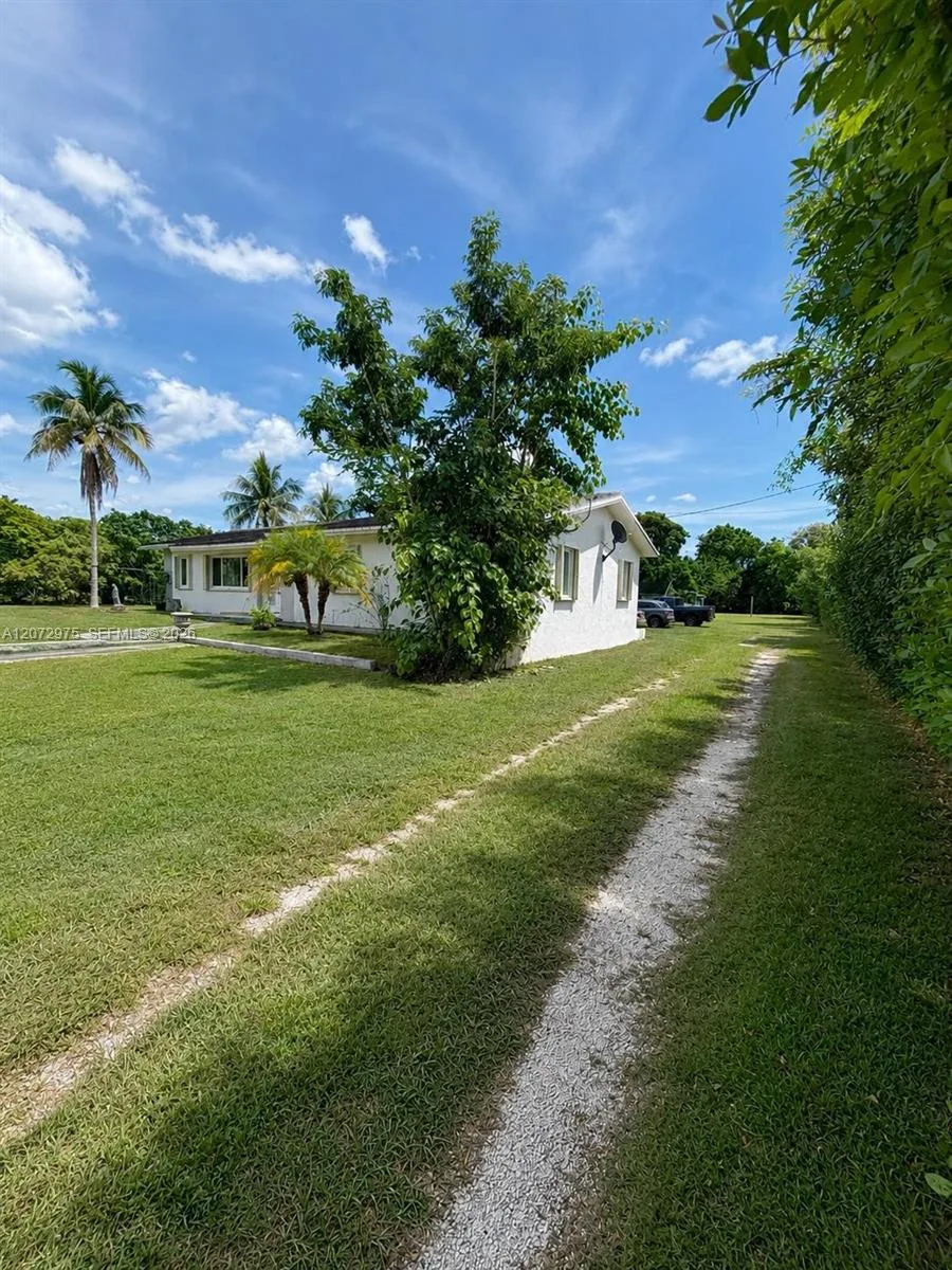 20890 SW 236th St, Homestead, FL 33031 photo 7