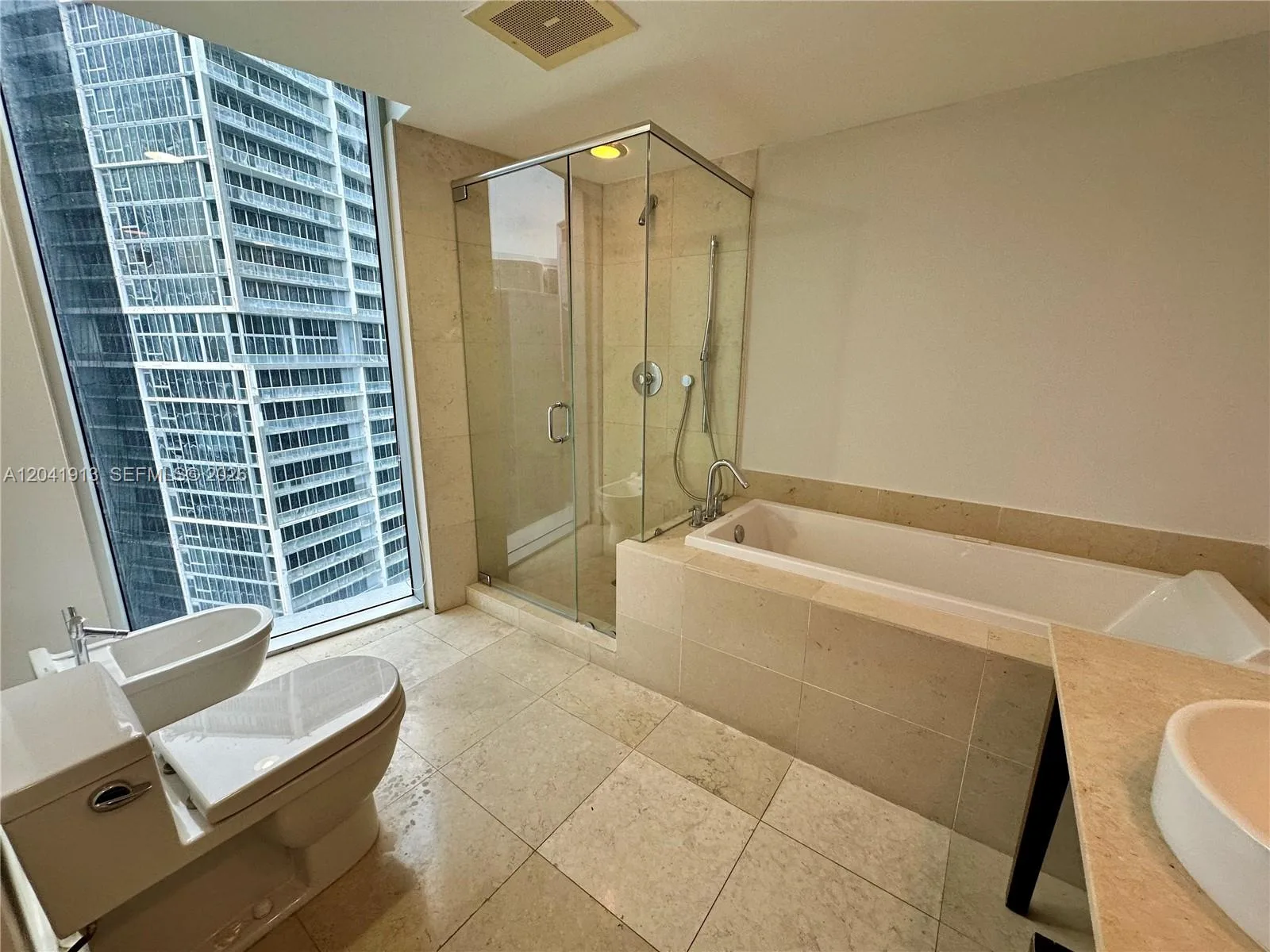 495 Brickell Ave # 4011, Miami, FL 33131 photo 11