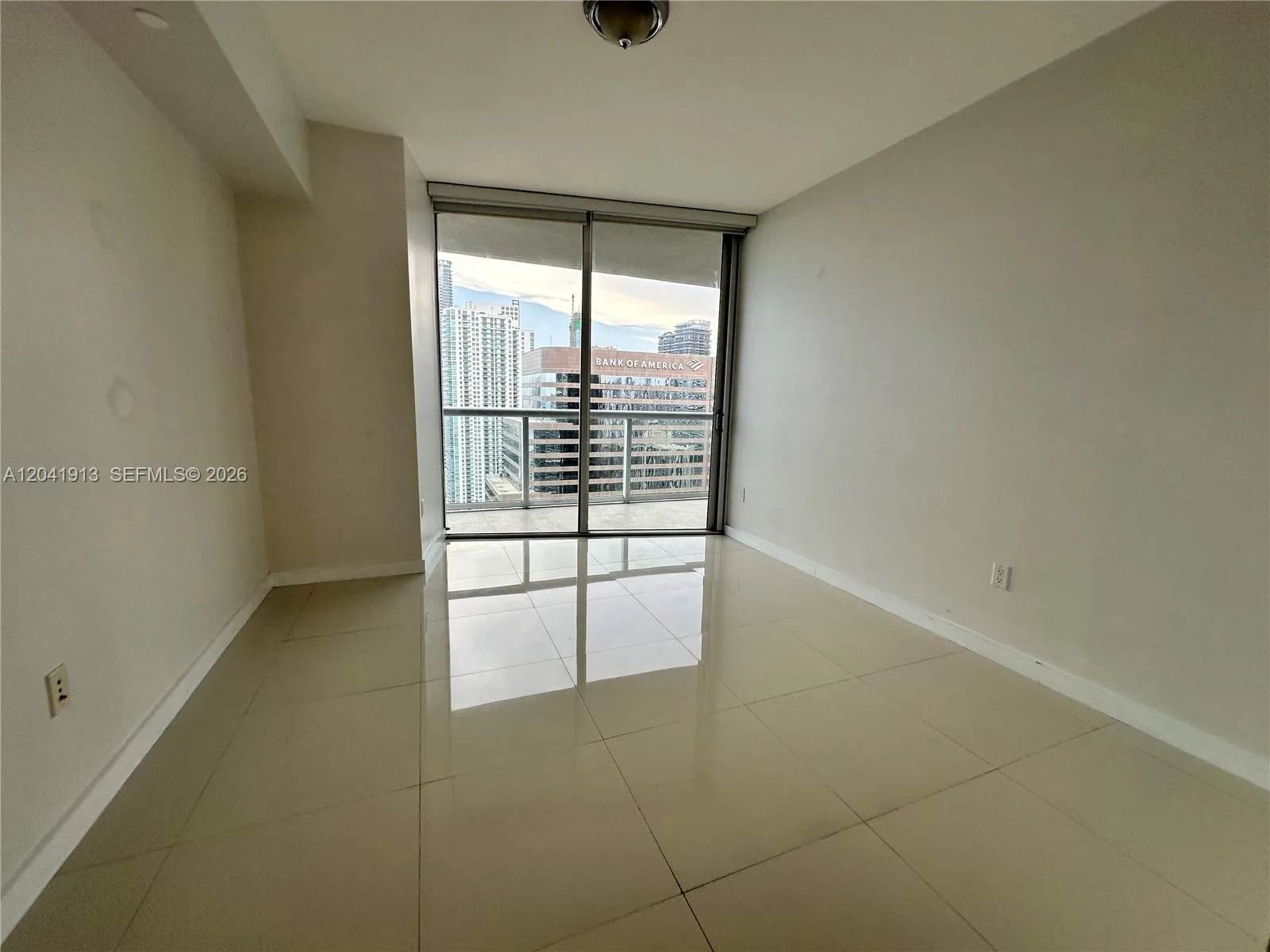 495 Brickell Ave # 4011, Miami, FL 33131 photo 12