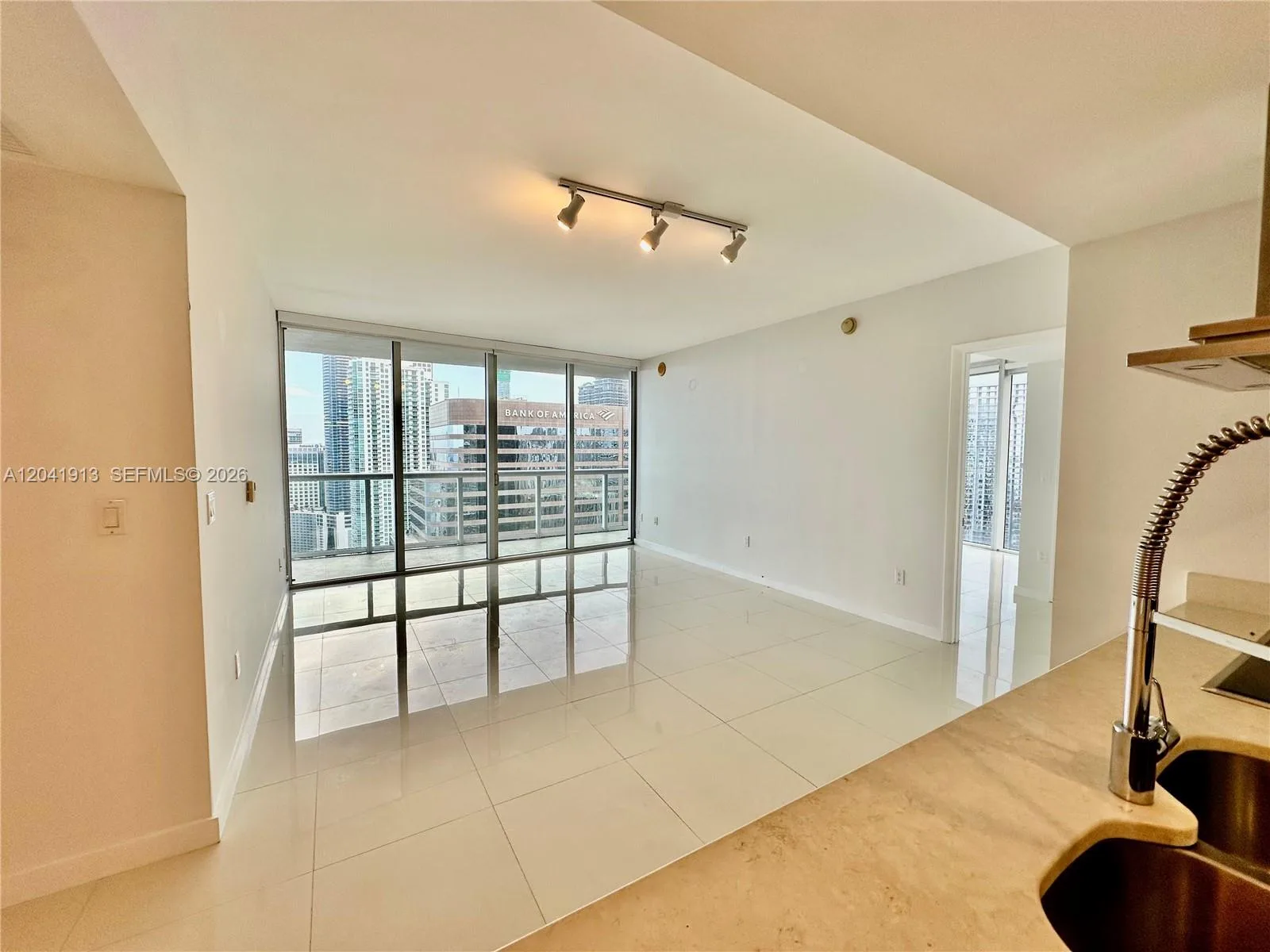 495 Brickell Ave # 4011, Miami, FL 33131 photo 6