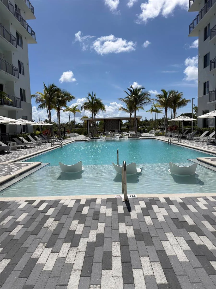 1710 N Congress Avenue, West Palm Beach, FL 33409