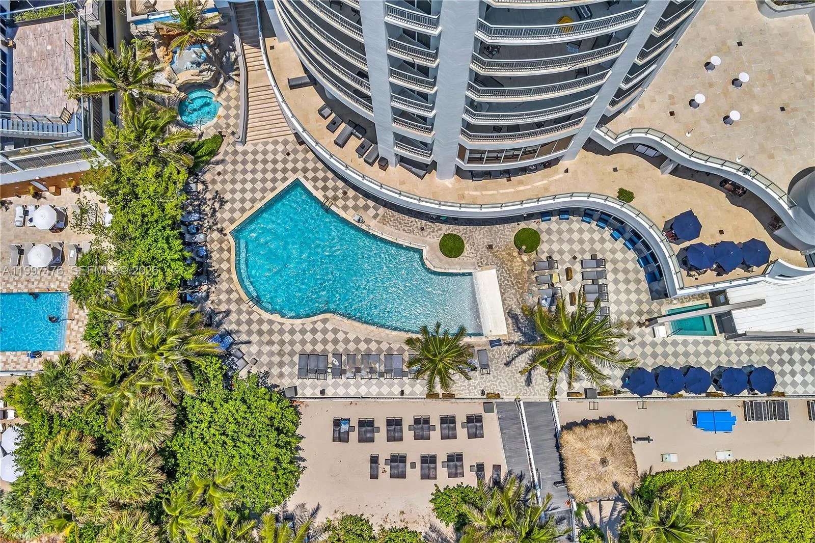 17375 Collins Ave # 1703, Sunny Isles Beach, FL 33160 photo 2