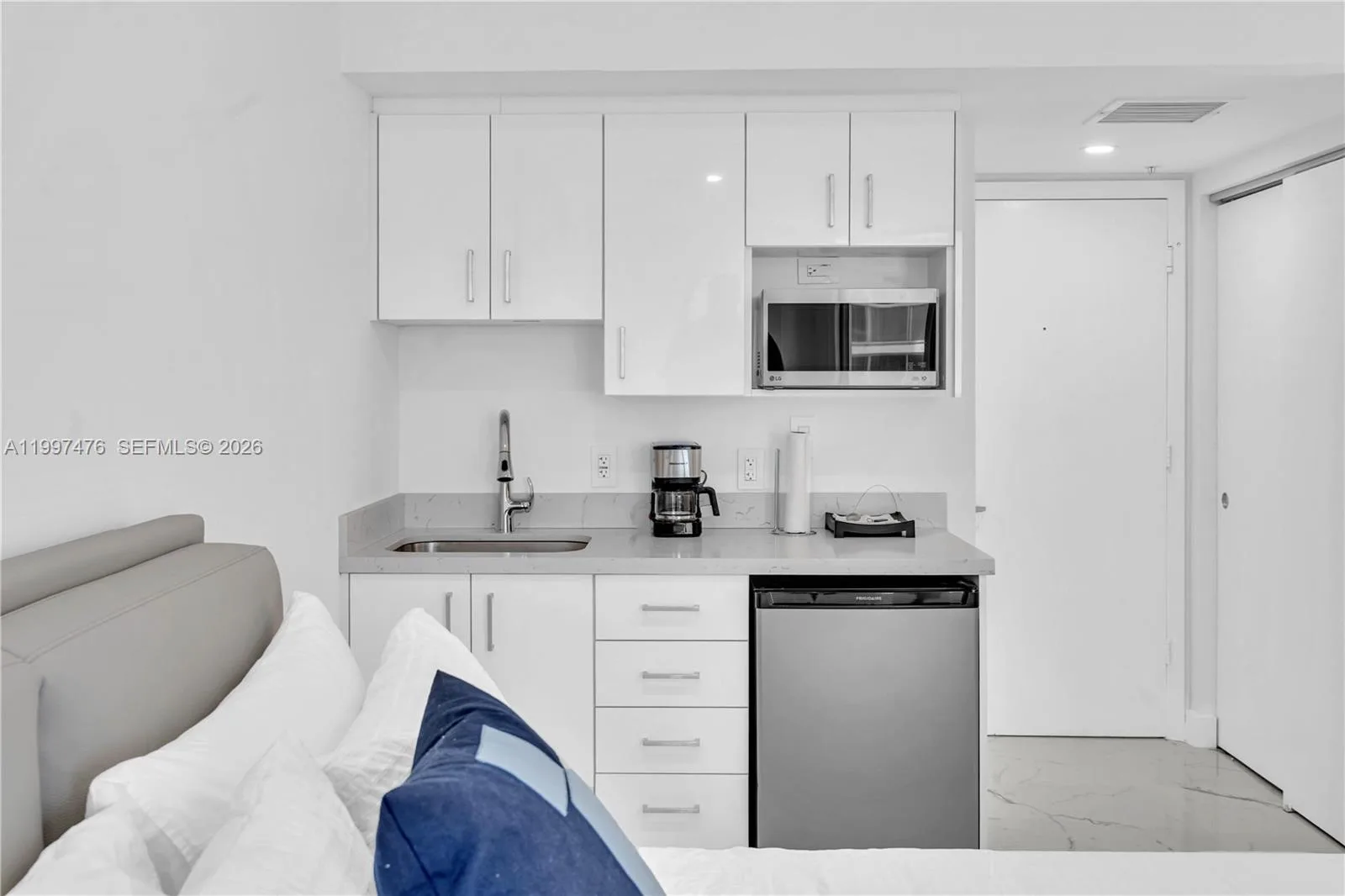 17375 Collins Ave # 1703, Sunny Isles Beach, FL 33160 photo 5