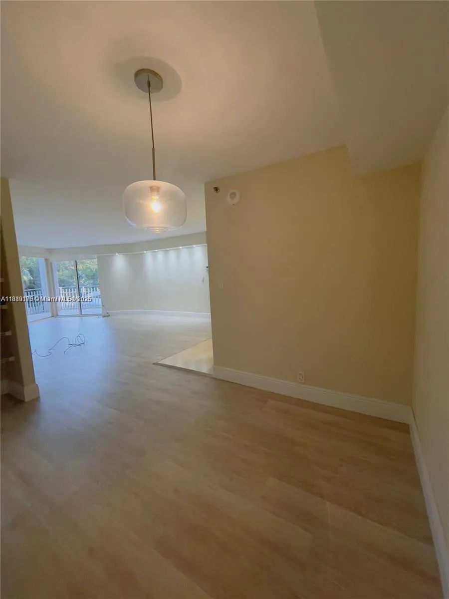 2000 Towerside # 309, Miami, FL 33138 photo 10