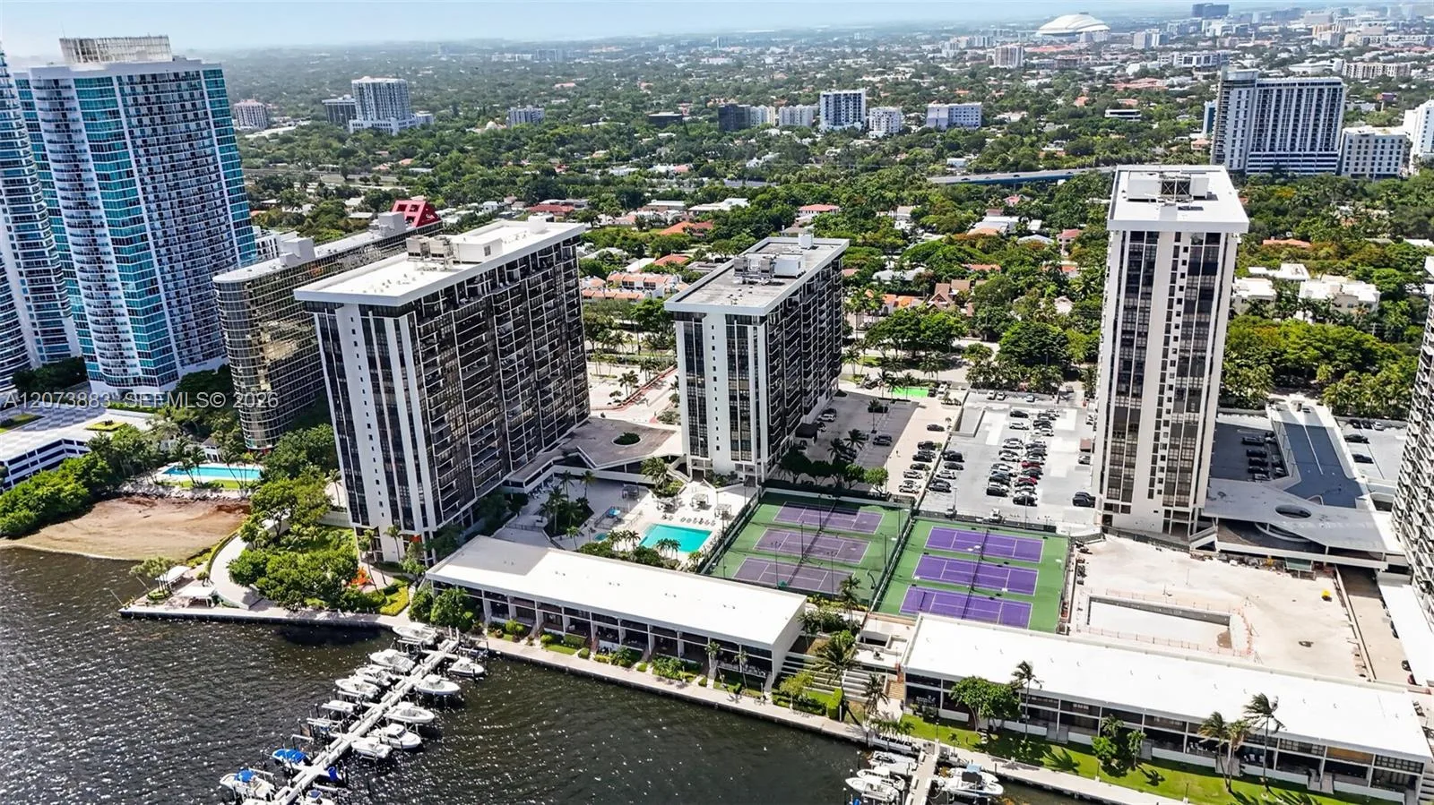1915 Brickell Ave # C1607, Miami, FL 33129 photo 4