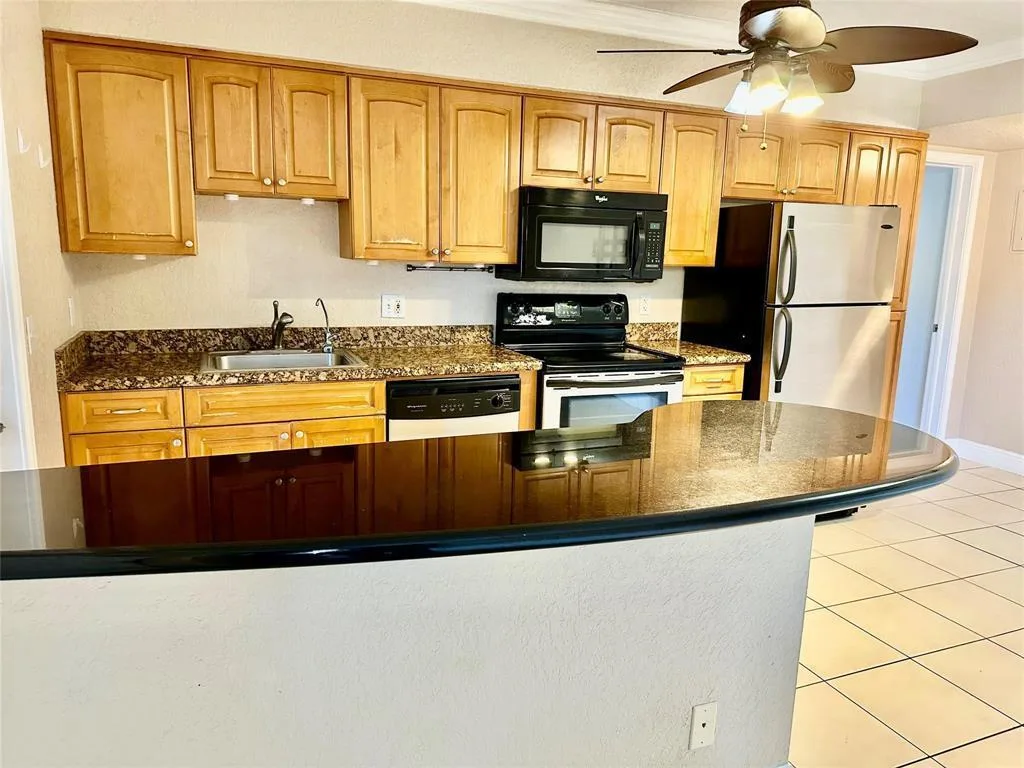 2190 SE 5th Street # 3-B, Pompano Beach, FL 33062 photo 13