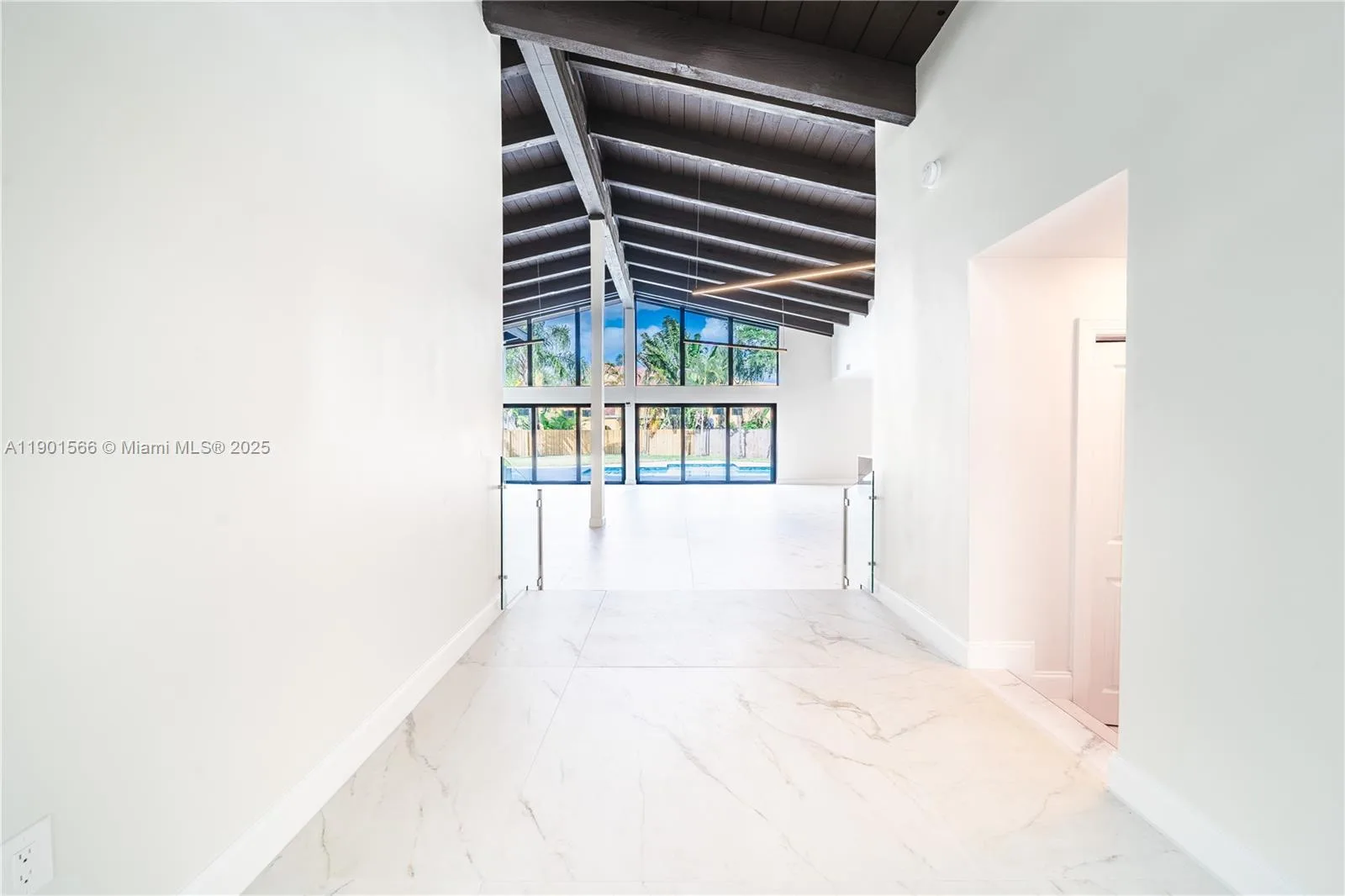 842 W Coco Plum Cir, Plantation, FL 33324 photo 11