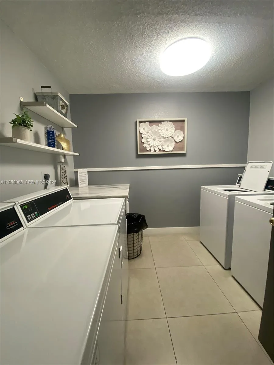 9350 Fontainebleau Blvd # 609, Miami, FL 33172 photo 13