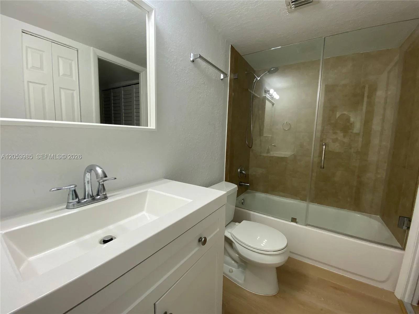 9350 Fontainebleau Blvd # 609, Miami, FL 33172 photo 9